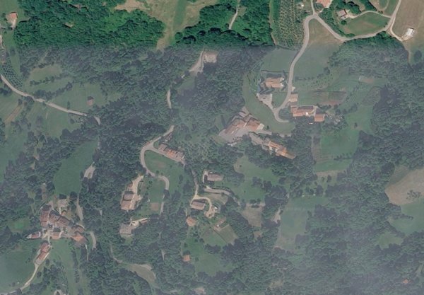 terreno agricolo in vendita a Valdagno in zona Massignani