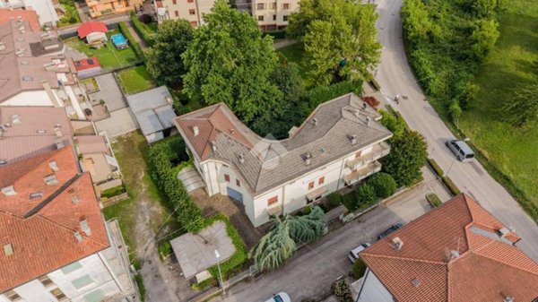 casa indipendente in vendita a Valdagno