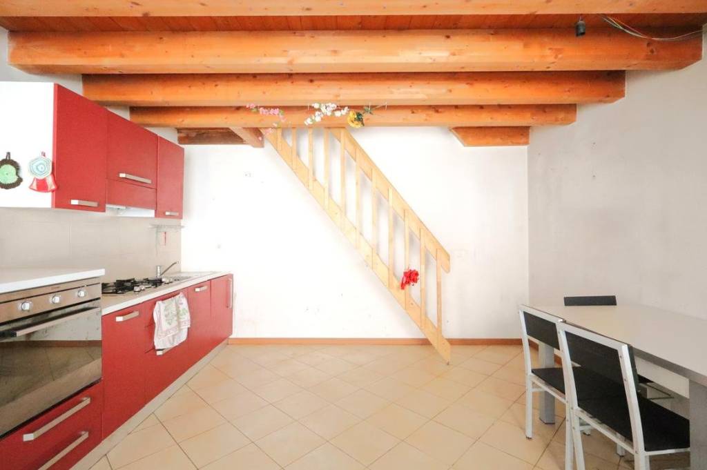 casa indipendente in vendita a Valdagno