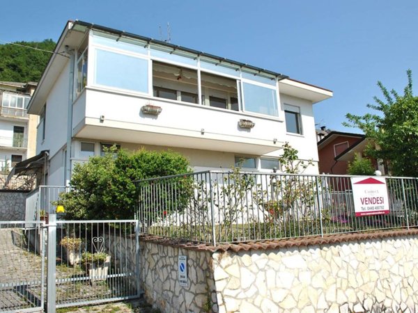 casa indipendente in vendita a Valdagno in zona Maglio di Sopra