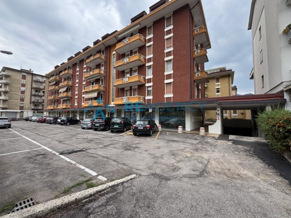 locale di sgombero in vendita a Valdagno