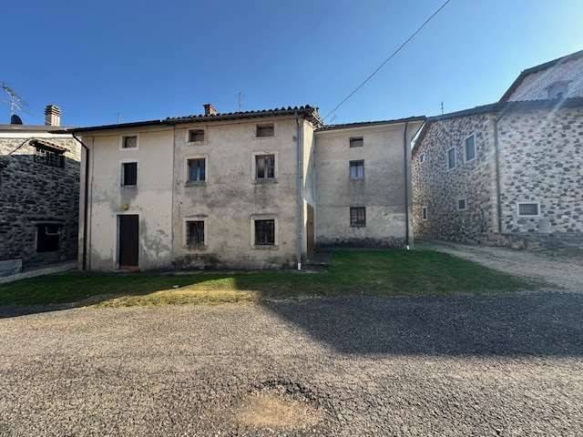 casa indipendente in vendita a Valdagno in zona Castelvecchio