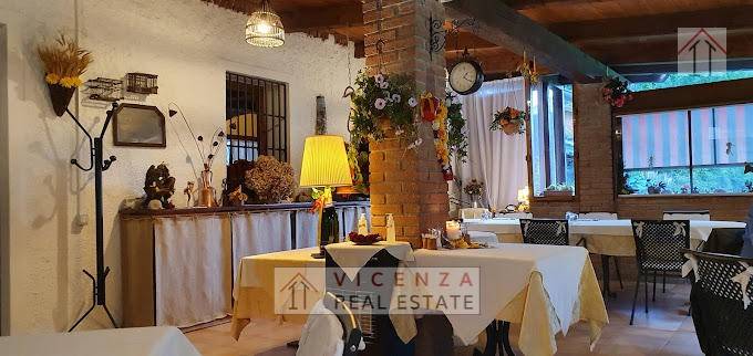 negozio in vendita a Valdastico in zona Pedescala