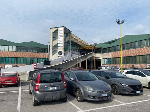 locale commerciale in vendita a Valdastico in zona San Pietro