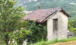 casa indipendente in vendita a Valdastico