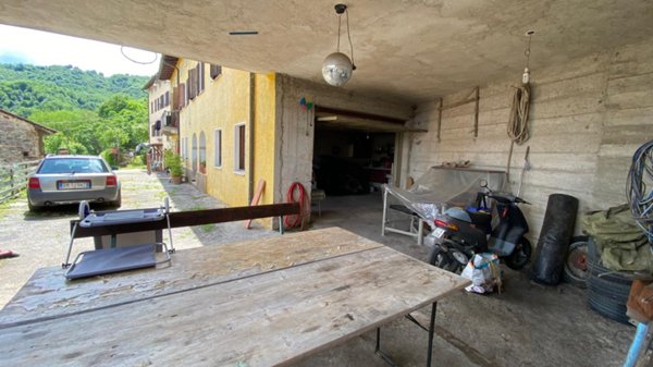 casa semindipendente in vendita a Valli del Pasubio
