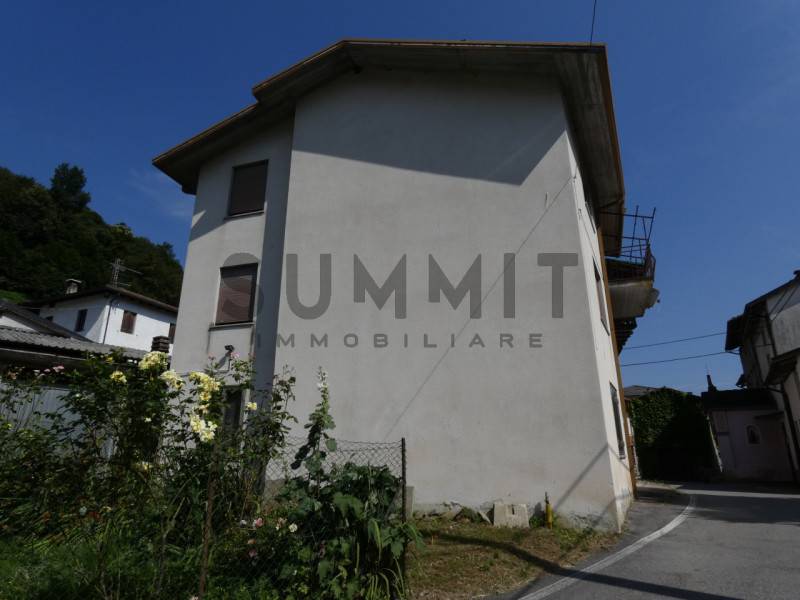 casa indipendente in vendita a Valli del Pasubio