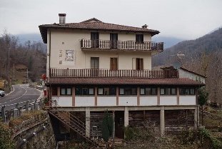 casa indipendente in vendita a Valli del Pasubio