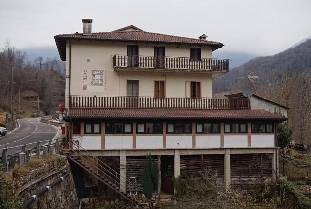 casa indipendente in vendita a Valli del Pasubio