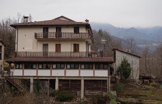 negozio in vendita a Valli del Pasubio