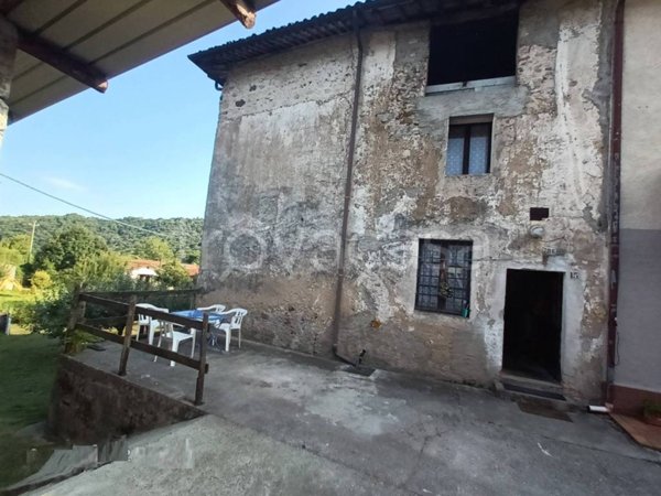 casa indipendente in vendita a Valli del Pasubio