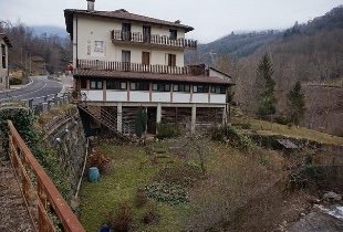 negozio in vendita a Valli del Pasubio