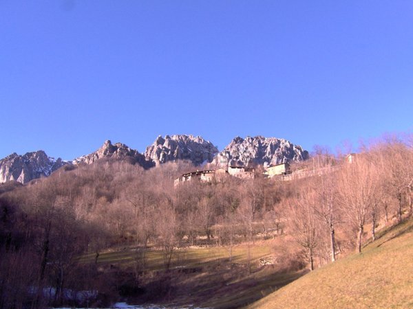 casale in vendita a Valli del Pasubio