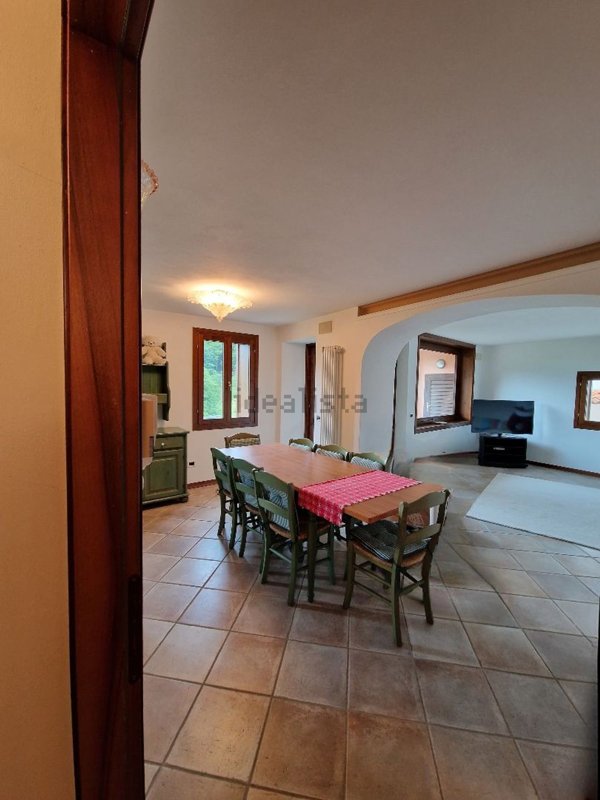 casa indipendente in vendita a Valli del Pasubio