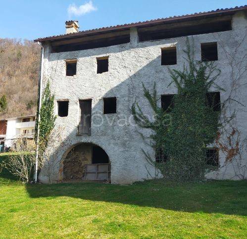 casa indipendente in vendita a Valli del Pasubio
