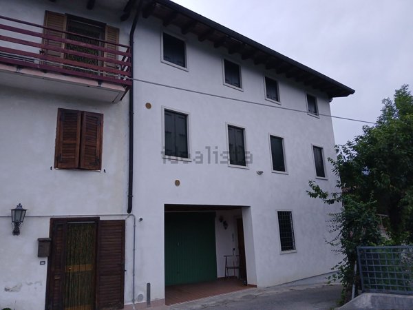 casa indipendente in vendita a Valli del Pasubio