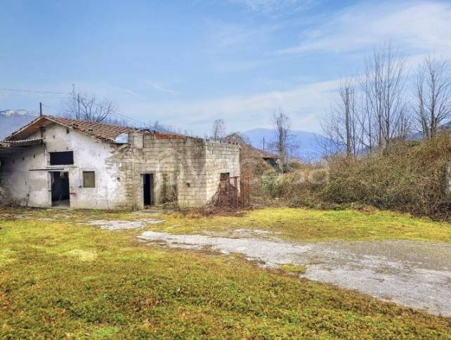 ufficio in vendita a Valli del Pasubio