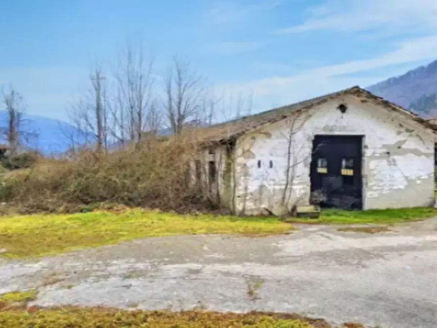 terreno edificabile in vendita a Valli del Pasubio
