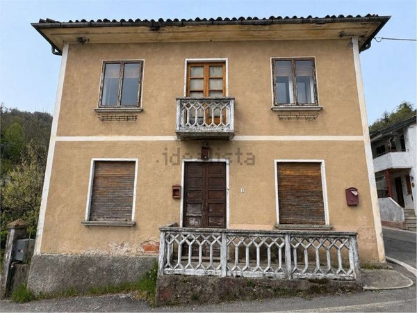 casa indipendente in vendita a Valli del Pasubio