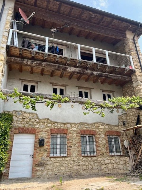 casa indipendente in vendita a Valli del Pasubio
