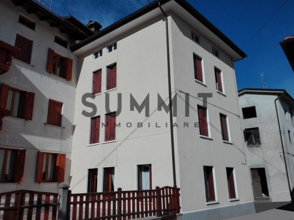 casa indipendente in vendita a Valli del Pasubio in zona Staro