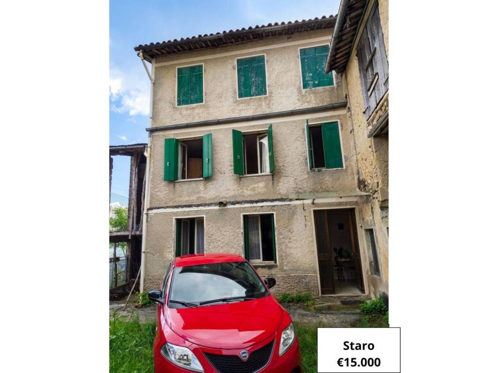 casa semindipendente in vendita a Valli del Pasubio in zona Staro
