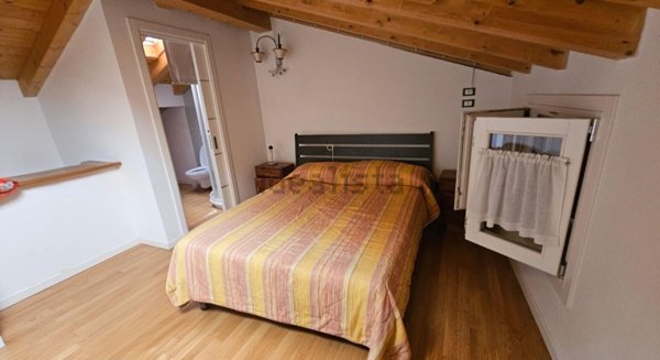 casa indipendente in vendita a Valli del Pasubio in zona Staro