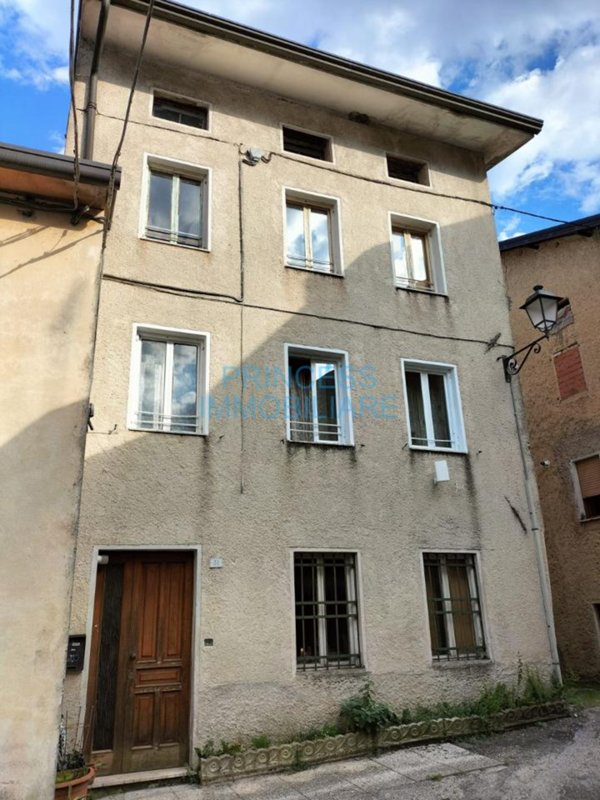 casa indipendente in vendita a Velo d'Astico
