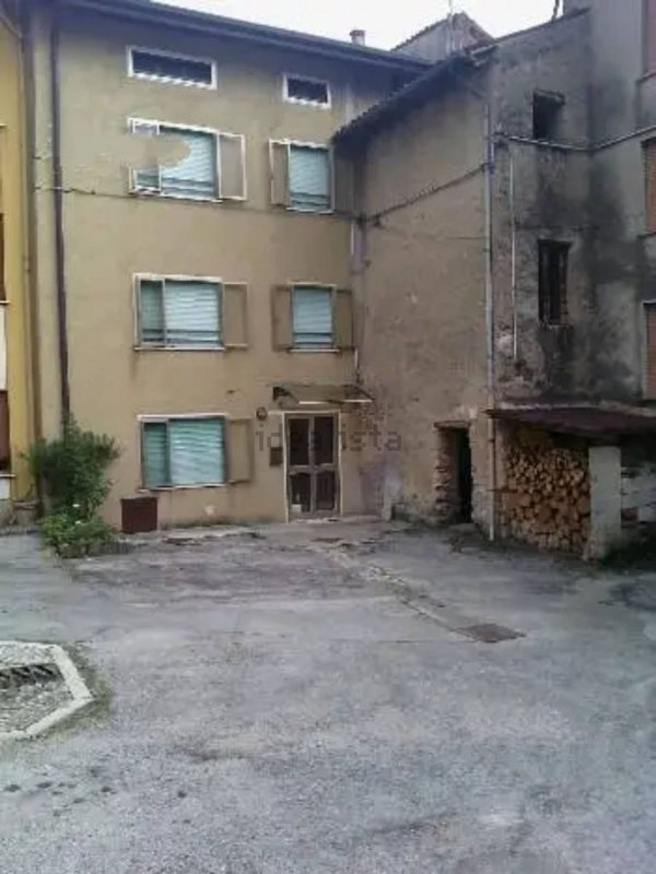appartamento in vendita a Velo d'Astico