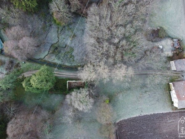 terreno edificabile in vendita a Velo d'Astico