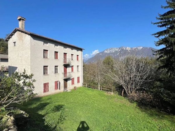 casa indipendente in vendita a Velo d'Astico