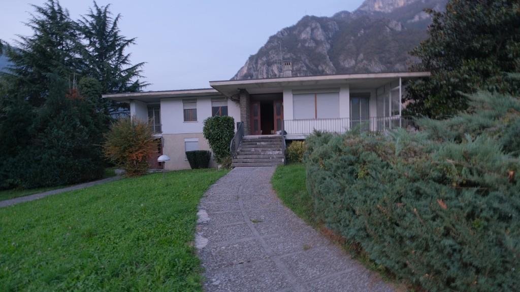 casa indipendente in vendita a Velo d'Astico in zona Seghe