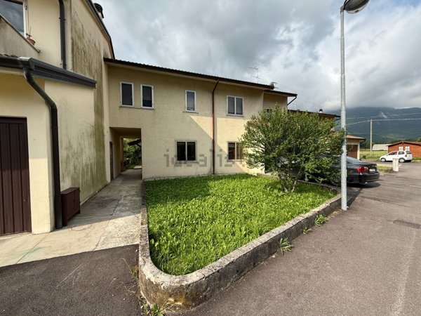 appartamento in vendita a Velo d'Astico