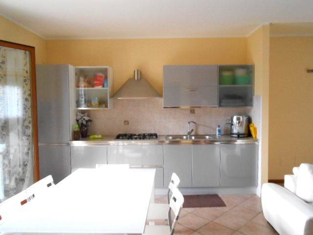 appartamento in vendita a Velo d'Astico in zona Seghe