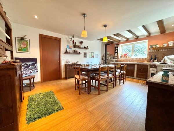 appartamento in vendita a Velo d'Astico