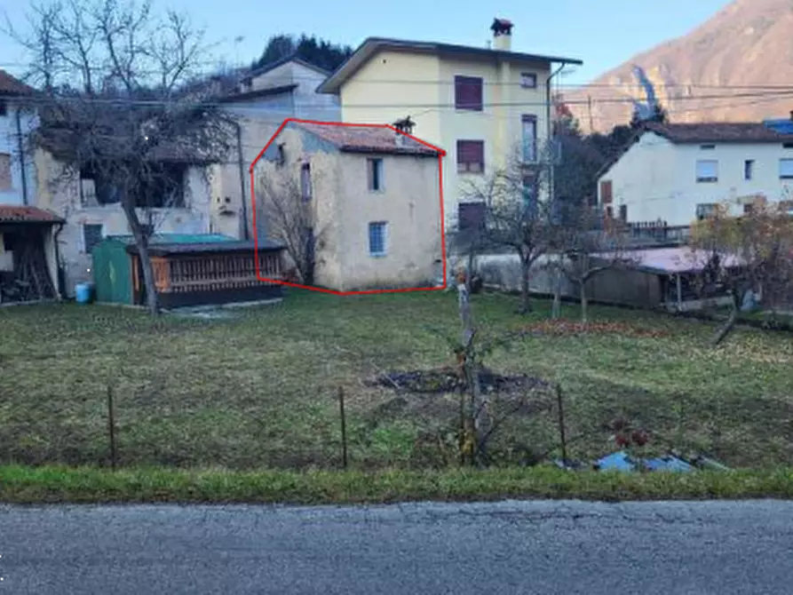 casa indipendente in vendita a Velo d'Astico in zona Lago