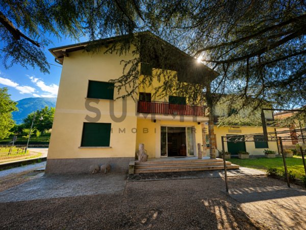 appartamento in vendita a Velo d'Astico