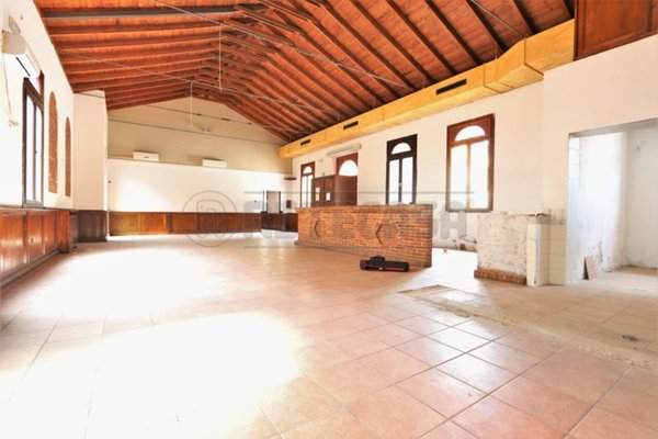 locale di sgombero in vendita a Vicenza