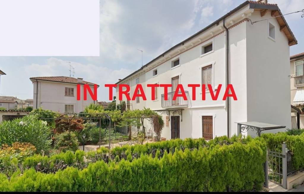 casa indipendente in vendita a Vicenza in zona San Lazzaro/Pomari