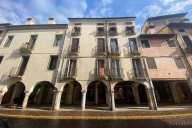 appartamento in vendita a Vicenza in zona Centro Storico