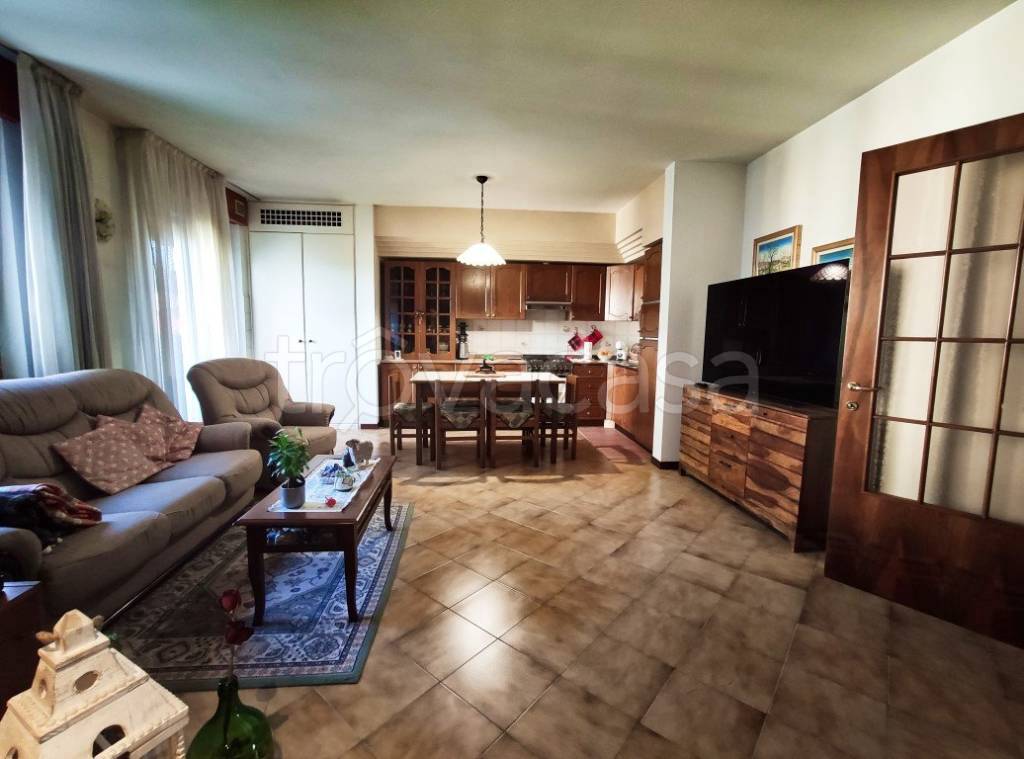 appartamento in vendita a Vicenza in zona Longara