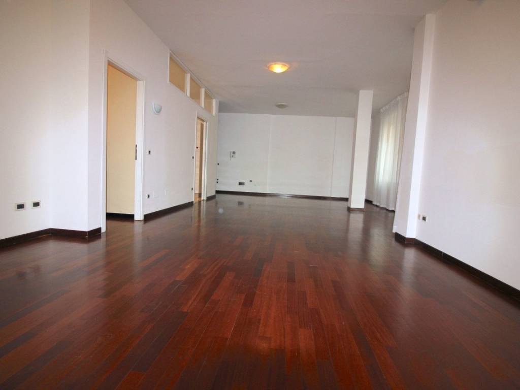appartamento in vendita a Vicenza in zona Centro Storico