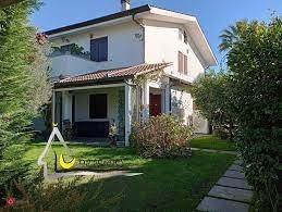 casa indipendente in vendita a Vicenza in zona San Bortolo/San Paolo