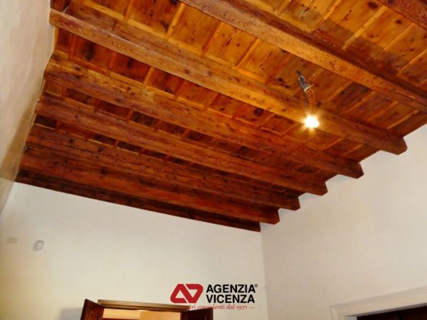 appartamento in vendita a Vicenza in zona Centro Storico