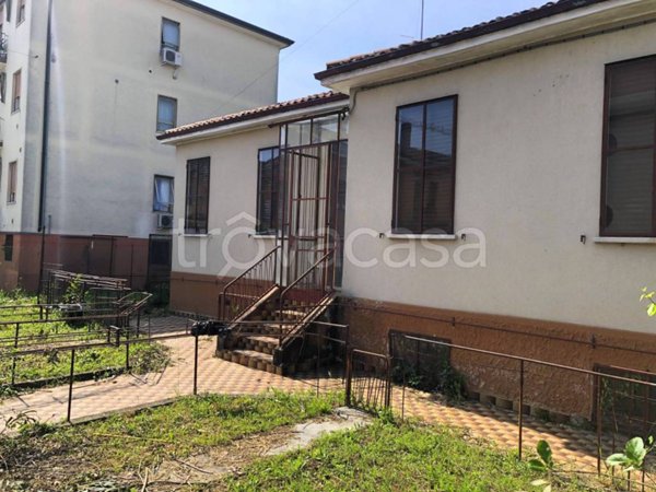 casa indipendente in vendita a Vicenza in zona Centro Storico
