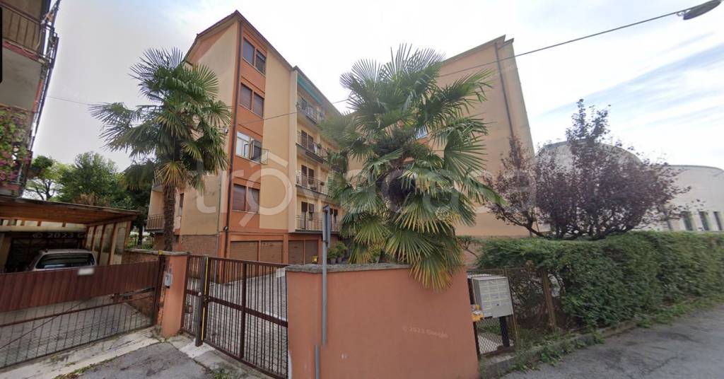 appartamento in vendita a Vicenza in zona Borgo Berga