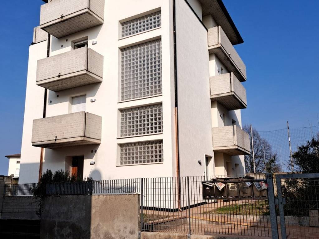 appartamento in vendita a Vicenza in zona Saviabona