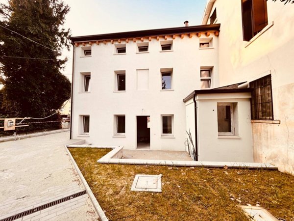 casa indipendente in vendita a Vicenza in zona Anconetta