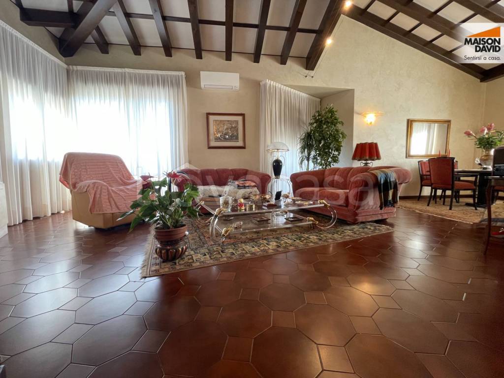 casa indipendente in vendita a Vicenza in zona San Bortolo/San Paolo