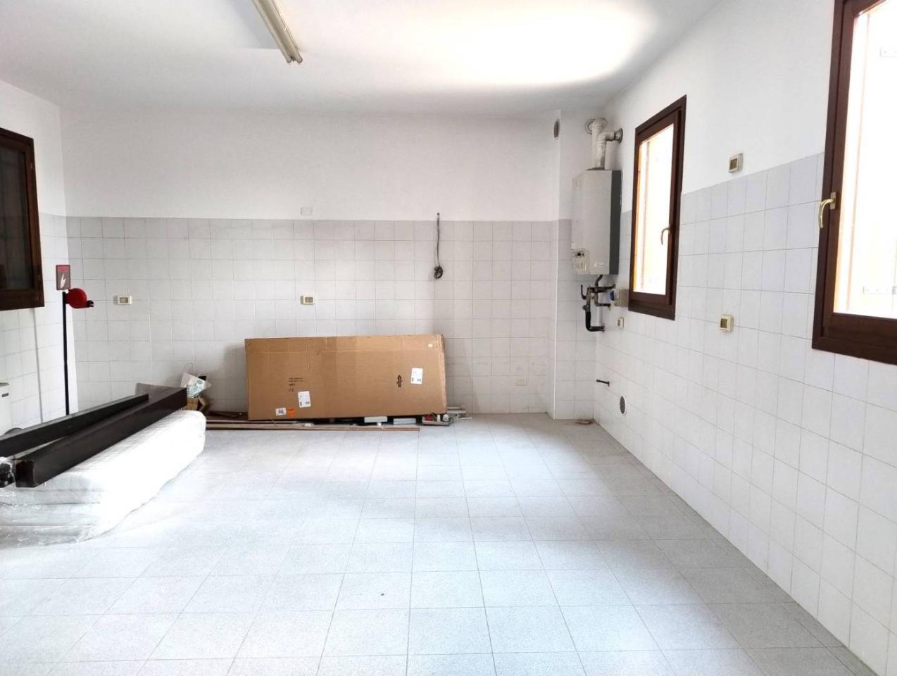 appartamento in vendita a Vicenza in zona Maddalene